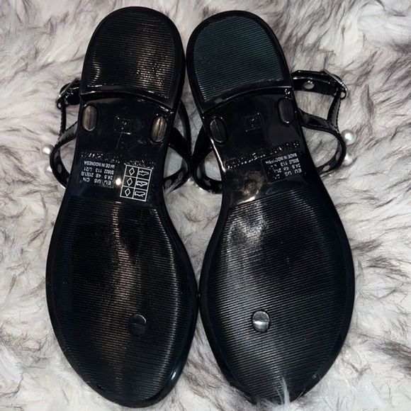 Stuart Weitzman
Women's Goldie Embellished Jelly Sandals - Picture 4 of 8